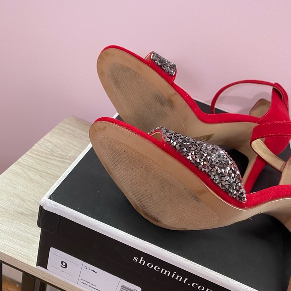 Ankle strap heels, shoemint “Giselle” red pumps worn once - Picture 5 of 9